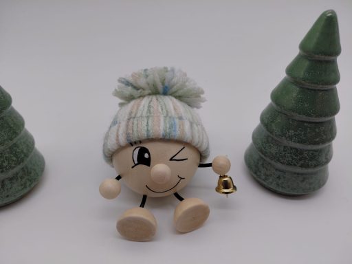 Snowbelle Kind mit Glocke 12 €