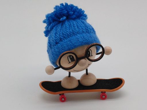 Crystal "Skatboardfahrer" 18 €